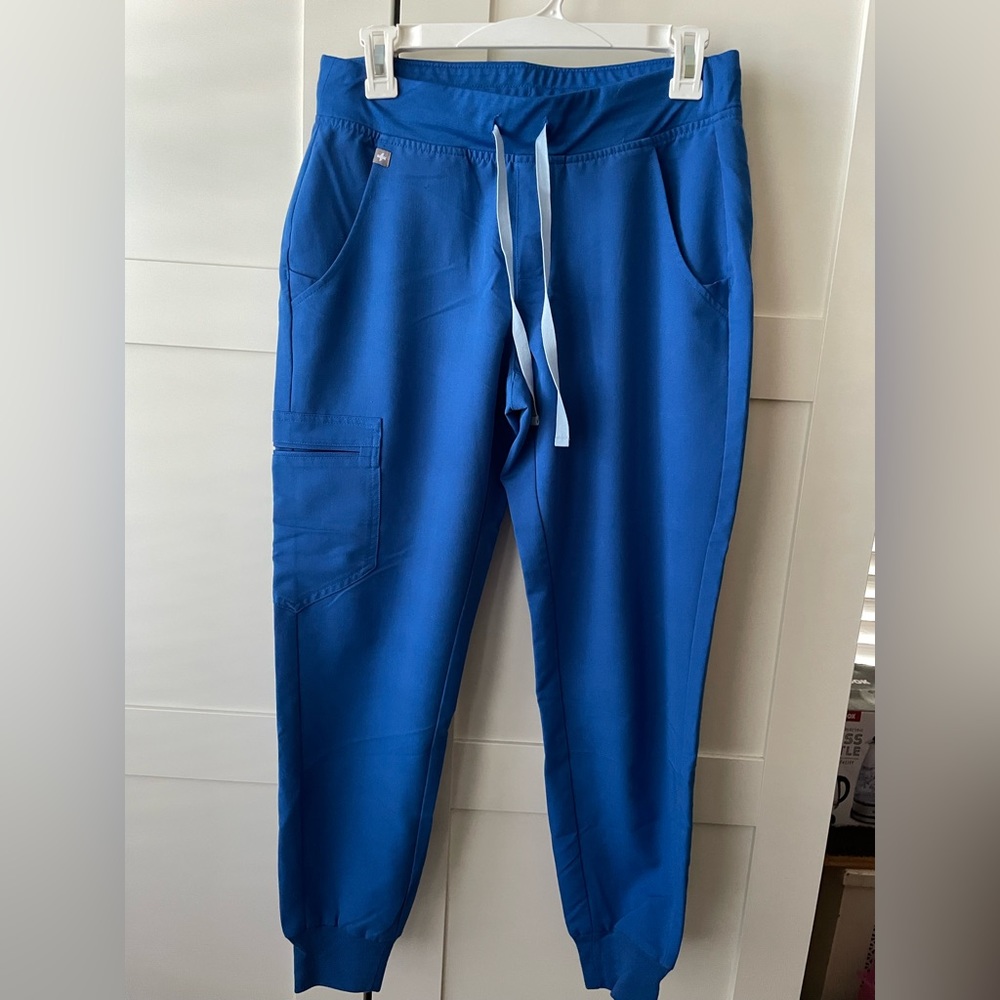 Figs Women Scrub Pants